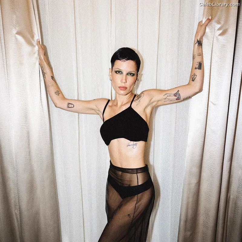 Halsey photo 23 of 1182