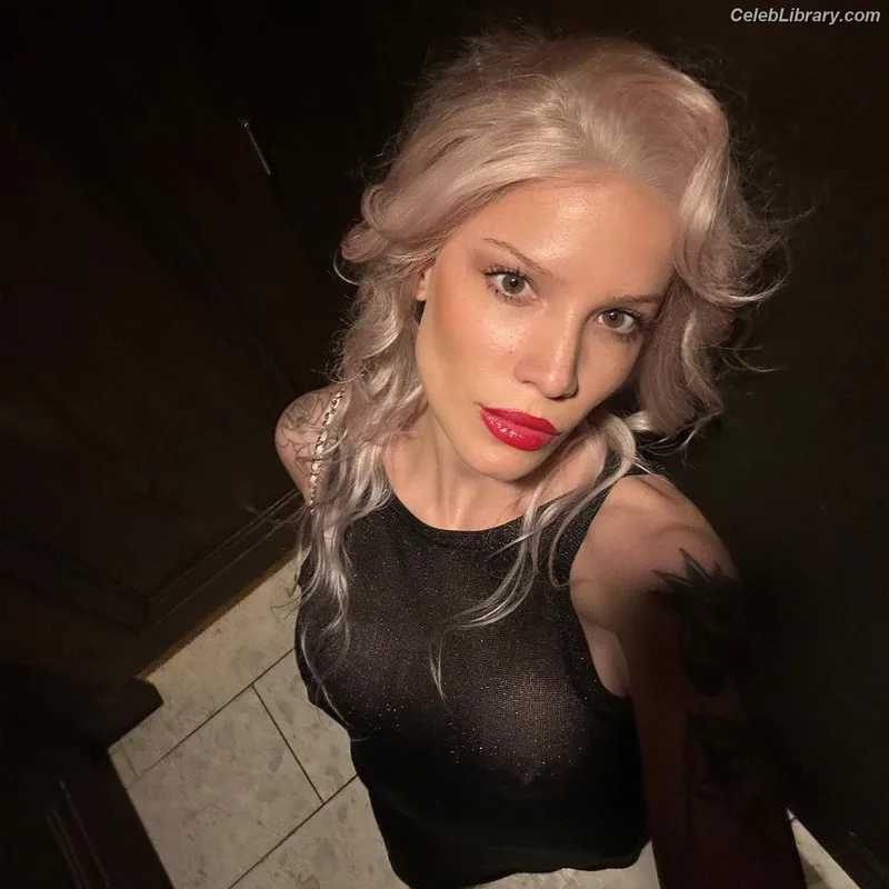 Halsey photo 15 of 1182