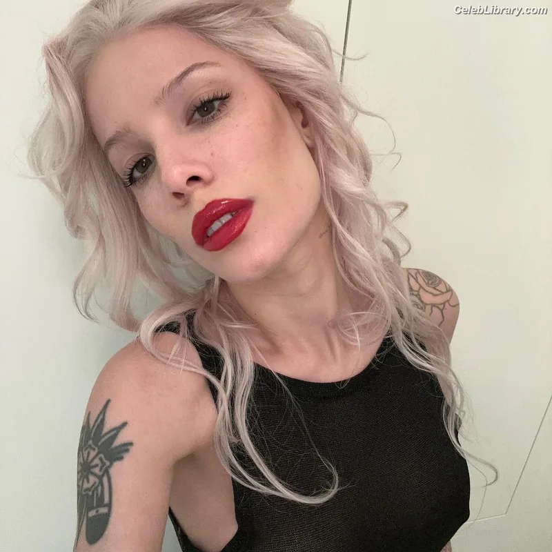 Halsey photo 18 of 1182