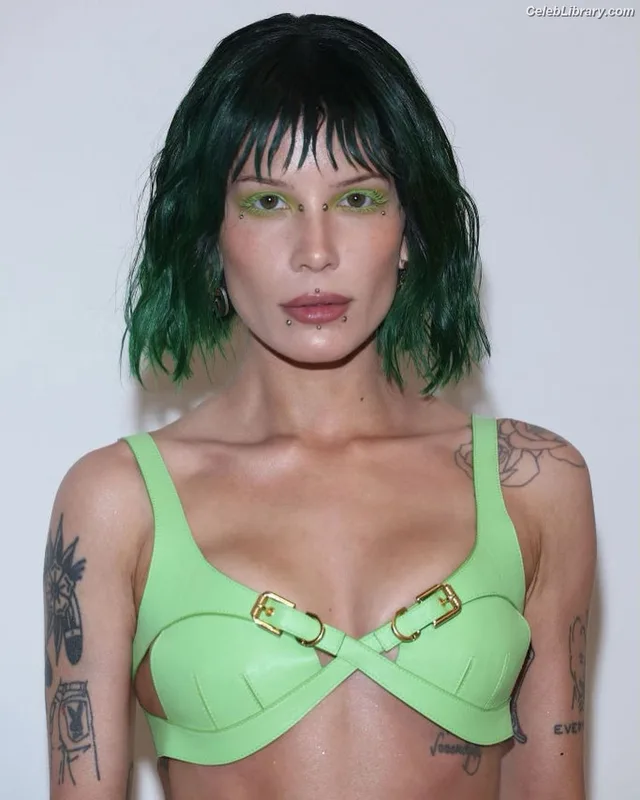 Halsey photo 8 of 1182