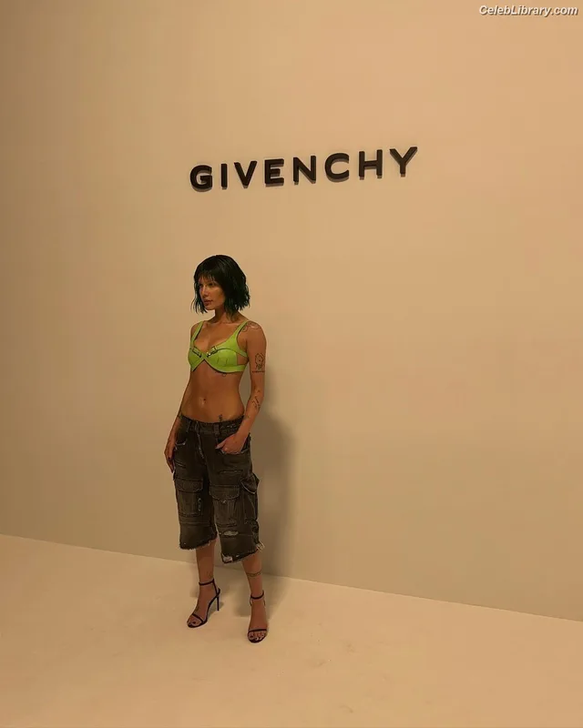 Halsey photo 13 of 1182