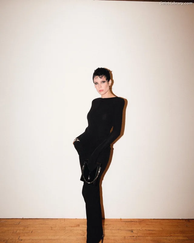 Halsey photo 22 of 1182