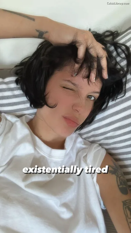 Halsey photo 20 of 1182