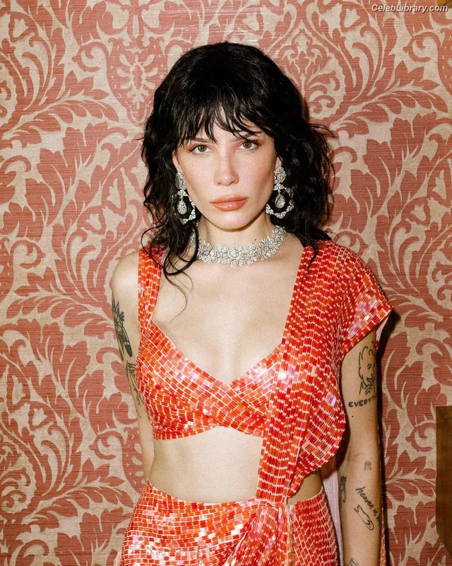 Halsey photo 15 of 1182