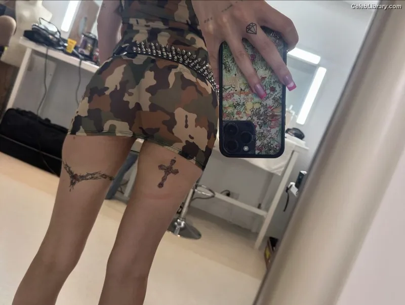 Halsey photo 19 of 1182