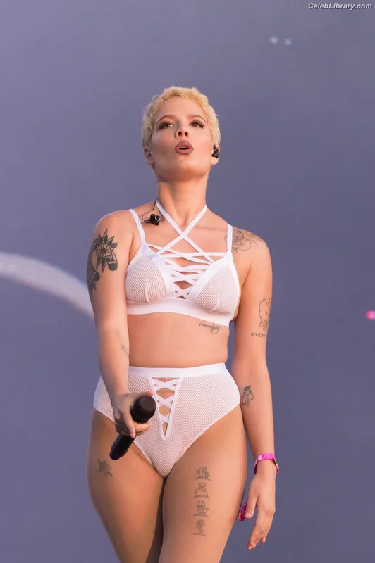 Halsey photo 20 of 1182