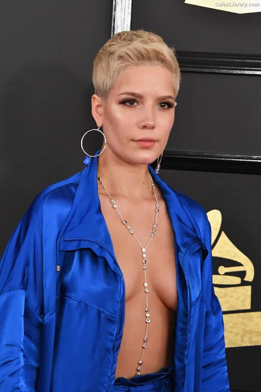 Halsey photo 5 of 1182