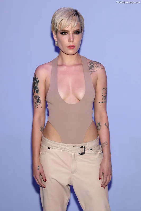 Halsey photo 20 of 1182