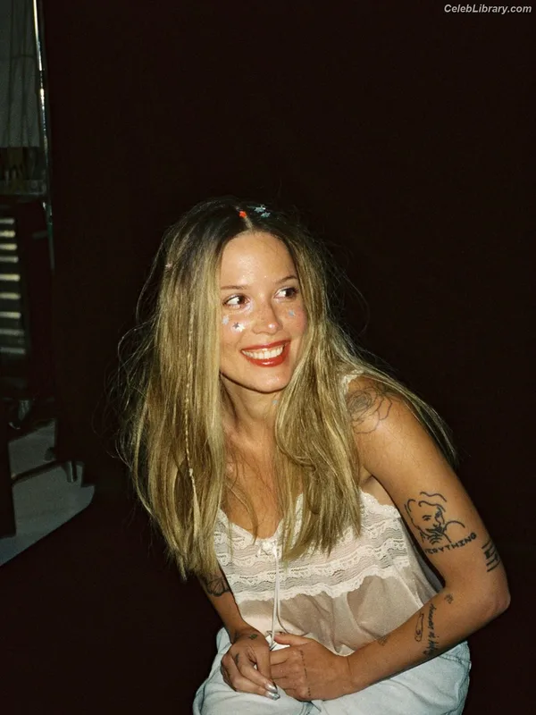 Halsey photo 24 of 1182