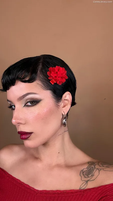 Halsey photo 14 of 1182