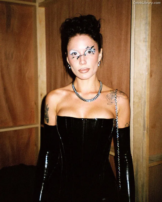 Halsey photo 22 of 1182