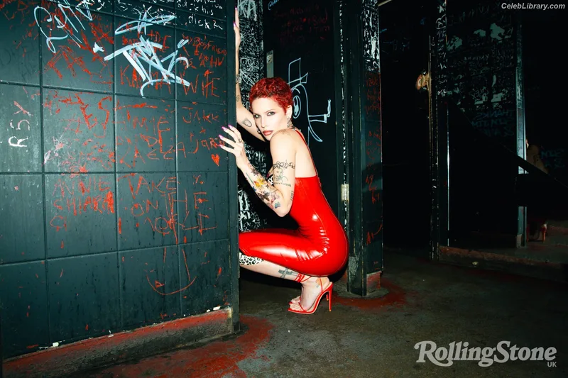 Halsey photo 11 of 1182