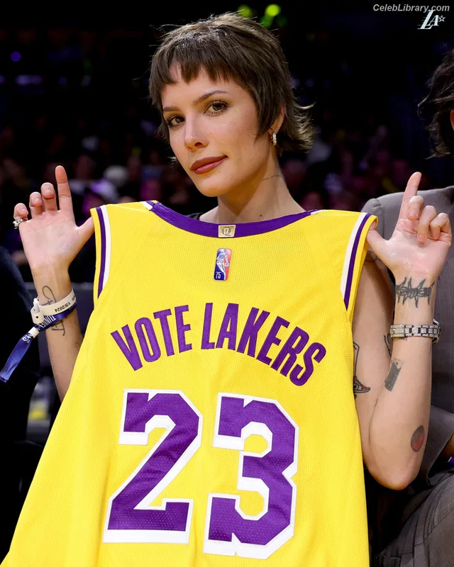 Halsey photo 19 of 1182