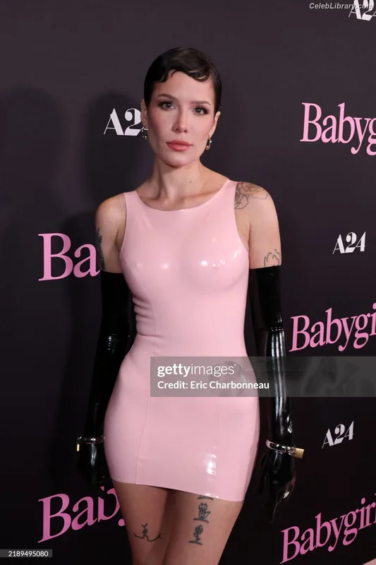 Halsey photo 3 of 1182