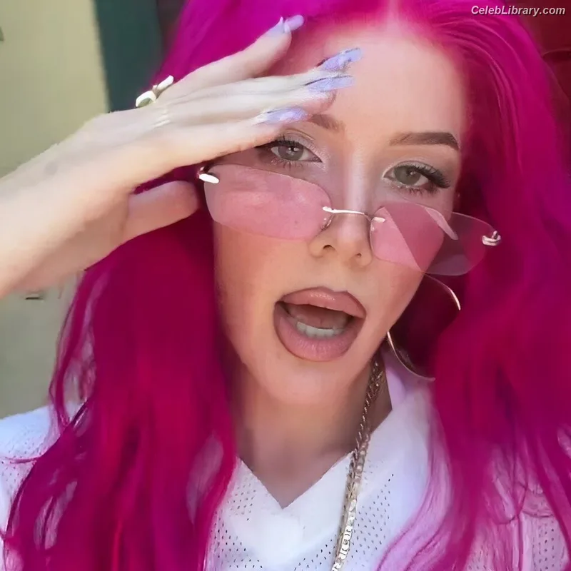 Halsey photo 12 of 1182