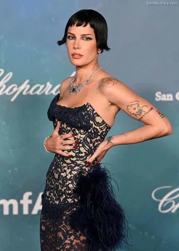 Halsey photo 22 of 1182