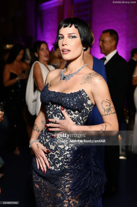 Halsey photo 24 of 1182