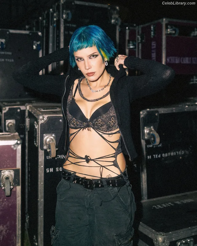 Halsey photo 5 of 1182