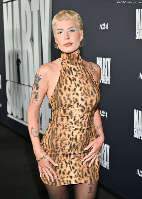 Halsey photo 13 of 1182