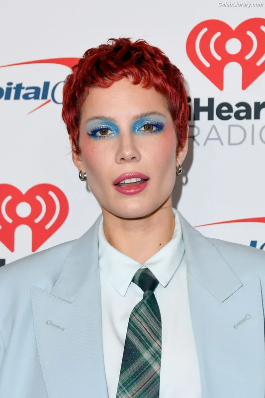 Halsey photo 23 of 1182
