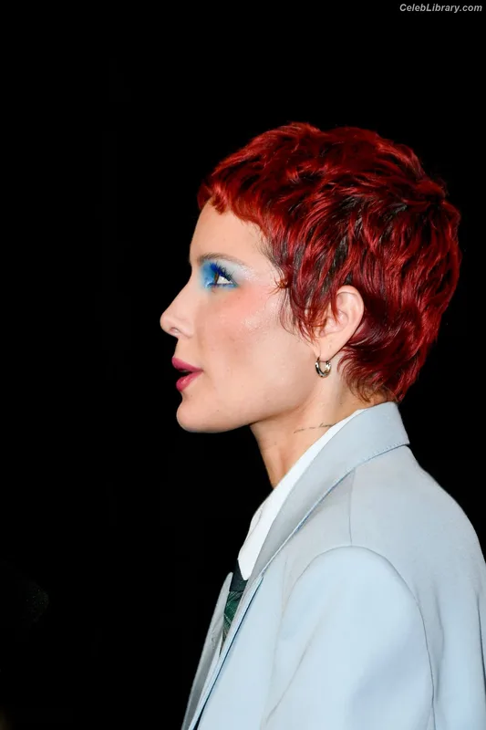 Halsey photo 5 of 1182