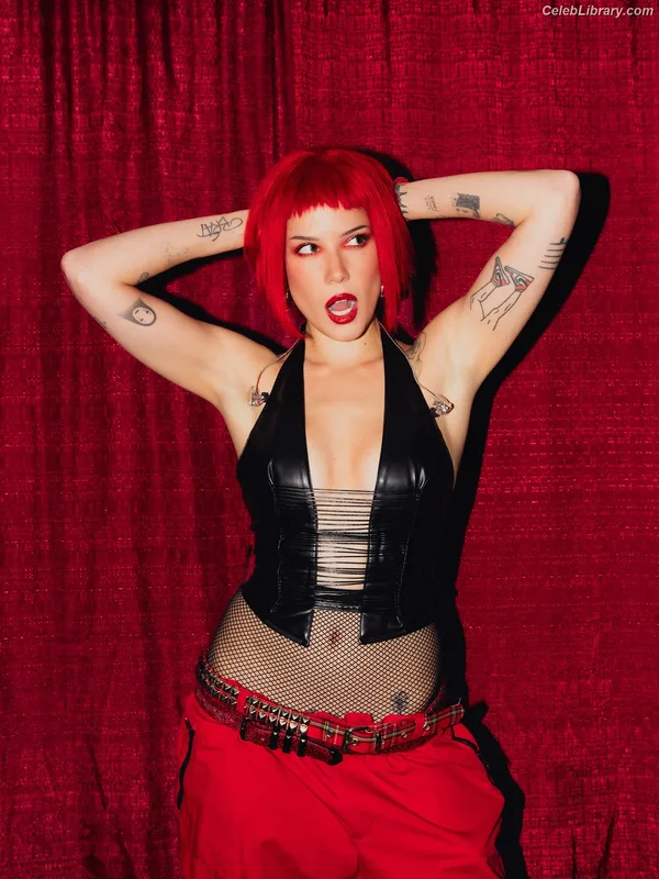 Halsey photo 1 of 1182