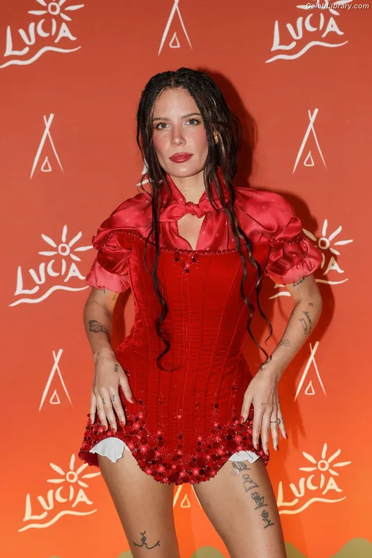 Halsey photo 16 of 1182