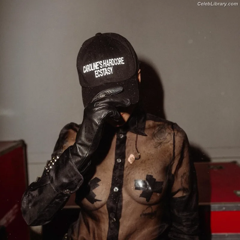 Halsey photo 19 of 1182