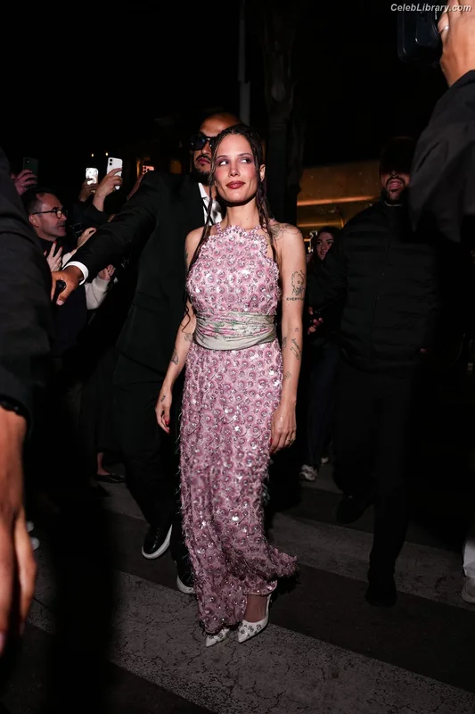 Halsey photo 8 of 1182