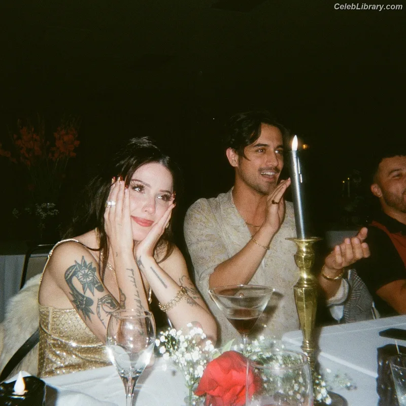 Halsey photo 11 of 1182