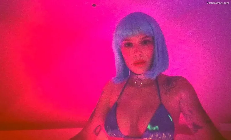 Halsey photo 20 of 1182