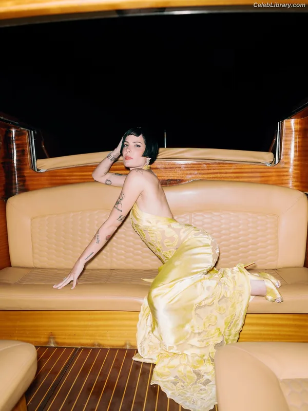 Halsey photo 4 of 1182