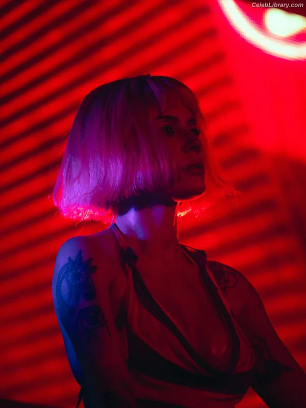 Halsey photo 22 of 1182