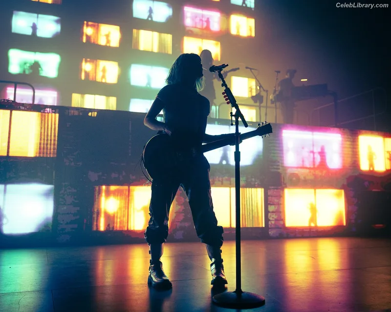 Halsey photo 23 of 1182