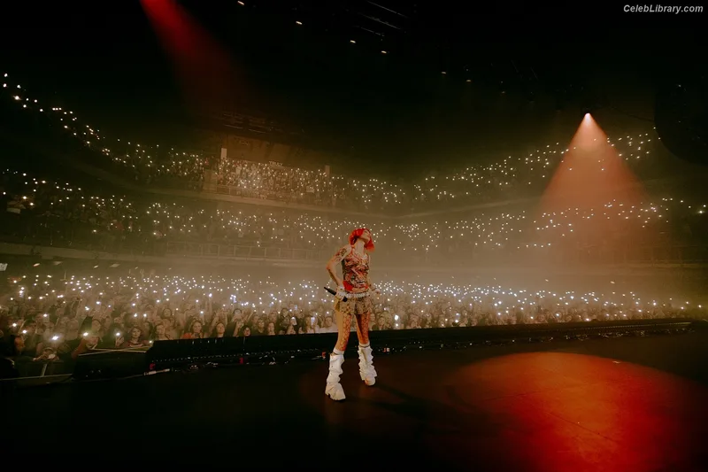 Halsey photo 17 of 1182