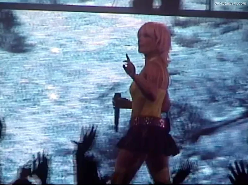 Halsey photo 10 of 1182
