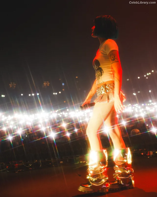 Halsey photo 24 of 1182