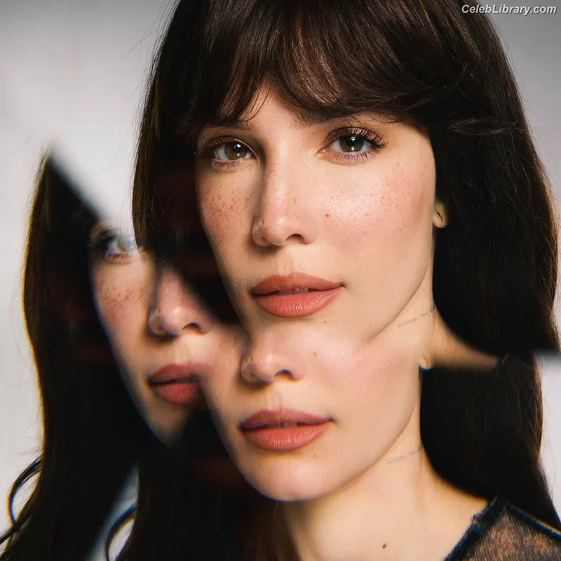 Halsey photo 1 of 1182