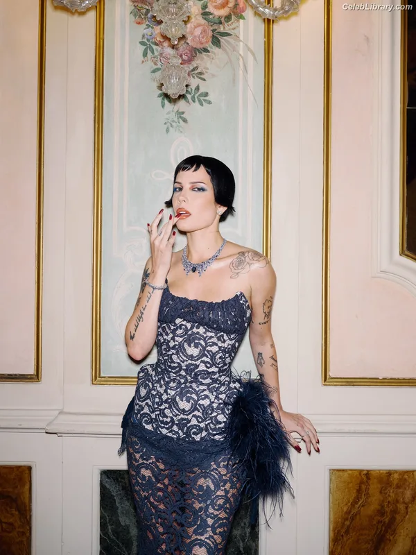 Halsey photo 22 of 1182
