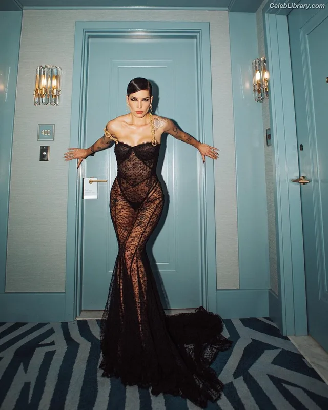 Halsey photo 16 of 1182