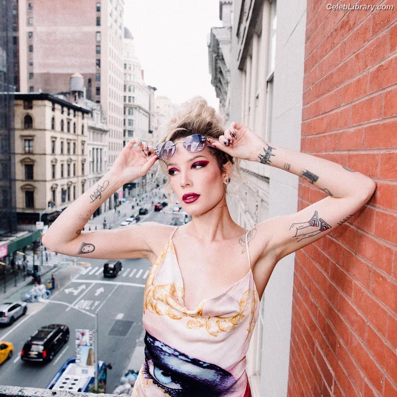 Halsey photo 7 of 1182