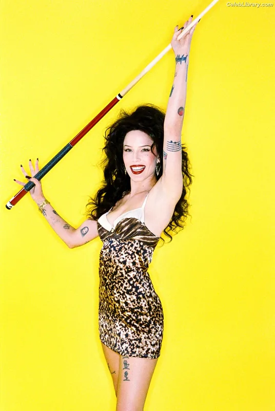 Halsey photo 5 of 1182