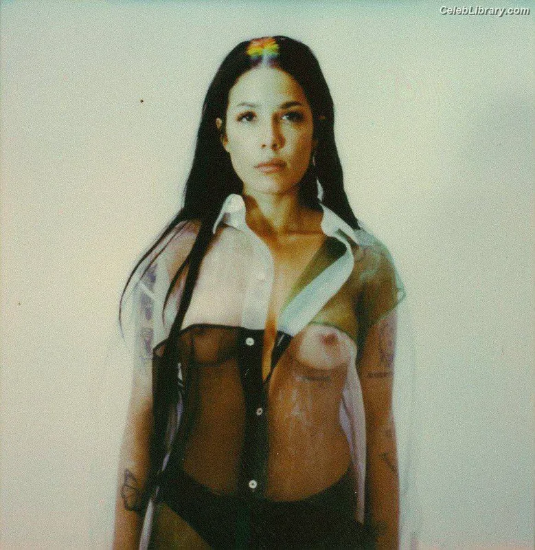 Halsey photo 20 of 1182