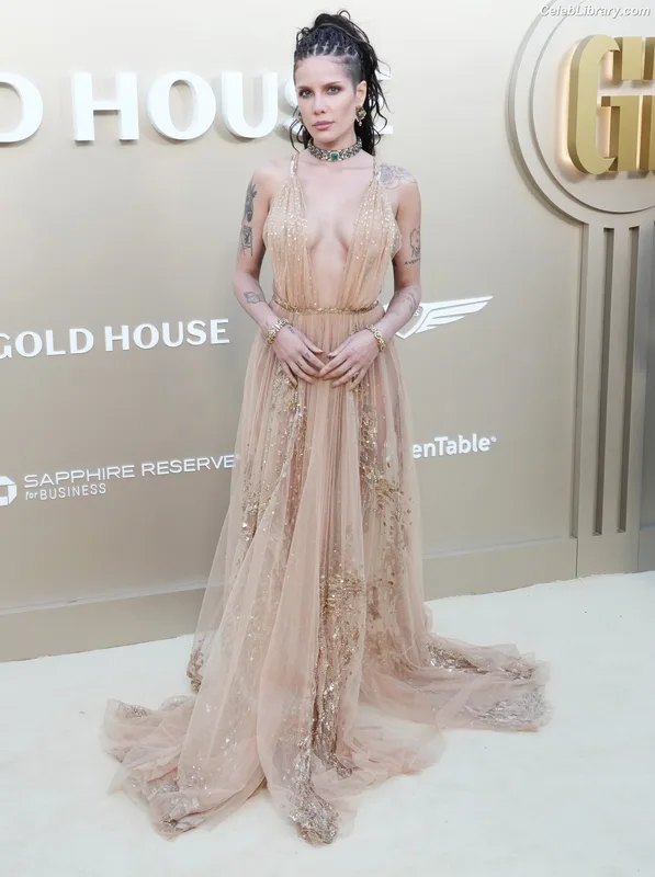Halsey photo 11 of 1182