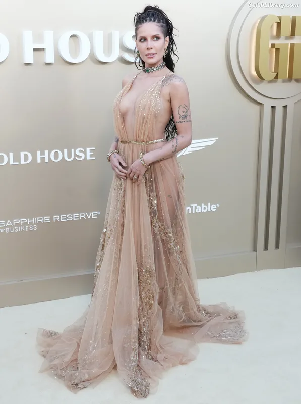 Halsey photo 13 of 1182