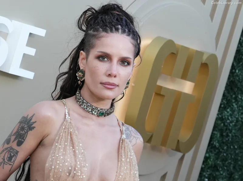 Halsey photo 14 of 1182