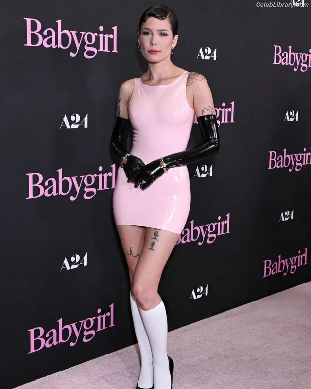 Halsey photo 1 of 1182