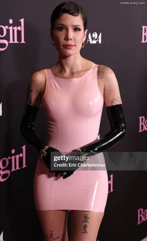 Halsey photo 2 of 1182
