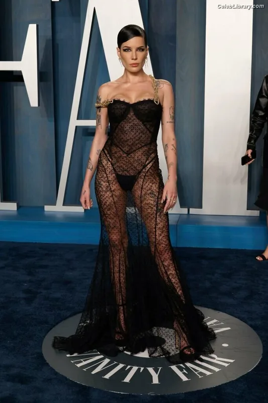 Halsey photo 15 of 1182
