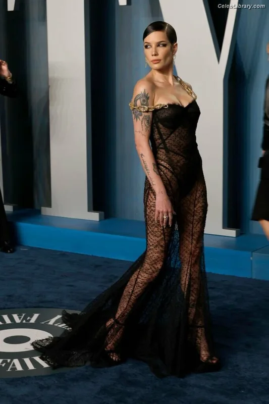 Halsey photo 16 of 1182